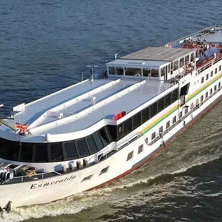 Apartment Messeship Mv Esmeralda Düsseldorf